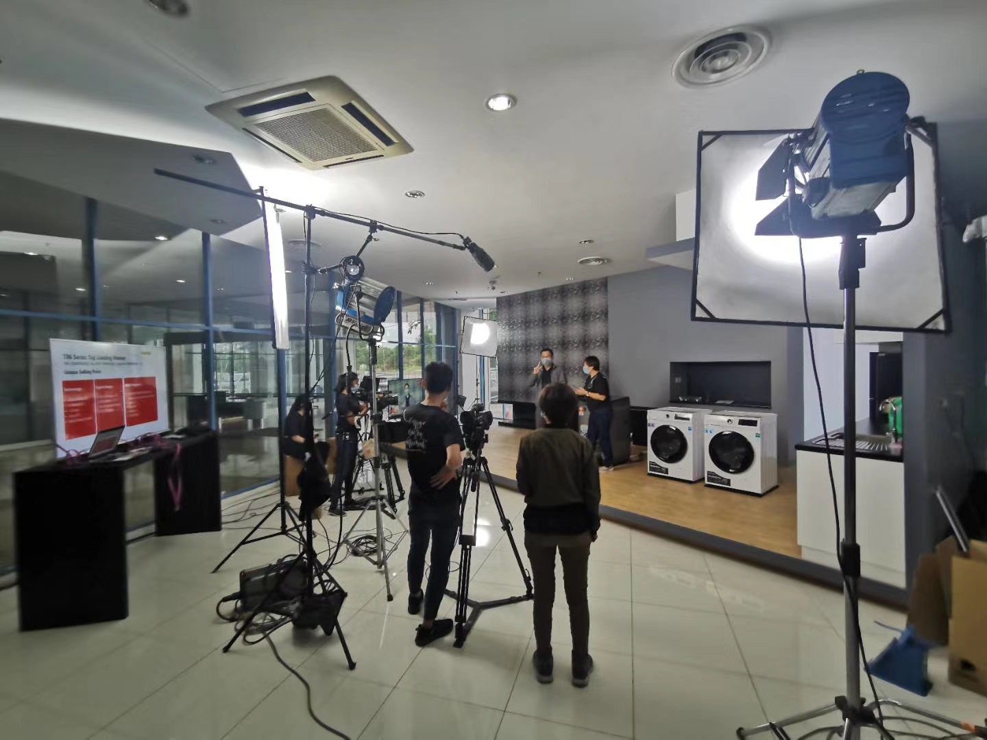 BIGCOW PRODUCTION TEAM