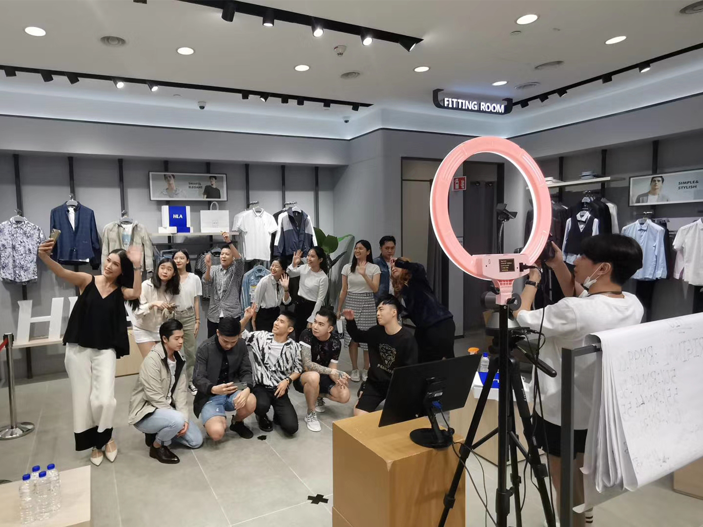 AMBER CHIA - BIGCOW LIVE STREAM SERVICES